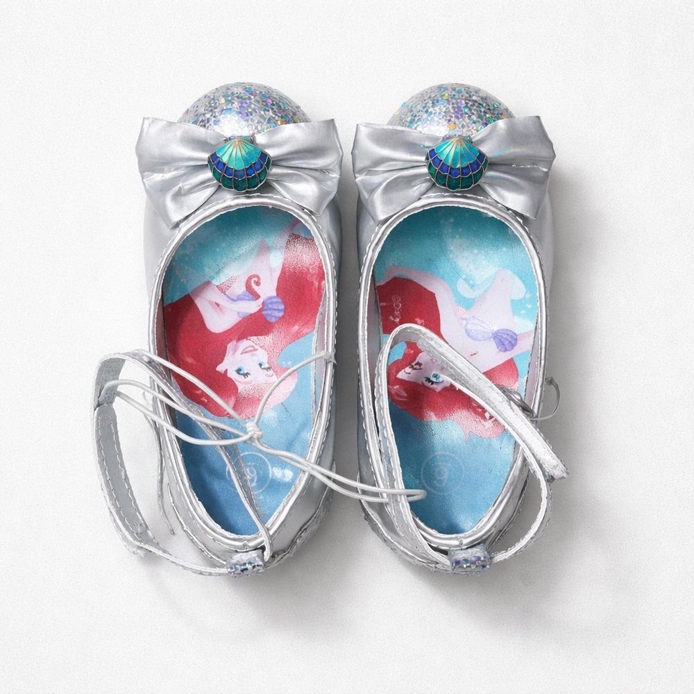 Disney Ariel shoes with small heel Size 6